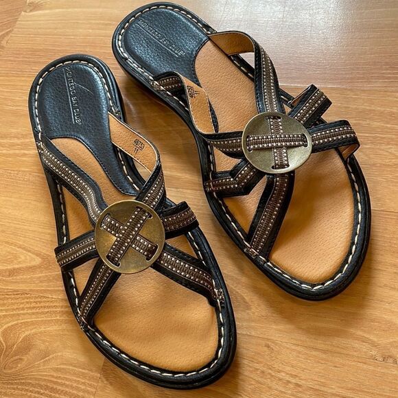 Montego Bay Club Strappy Brown Brass Sandals Womens 9.5 - Picture 1 of 5